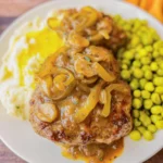 Slow-Cooker-Mississippi-Salisbury-Steak-Recipe